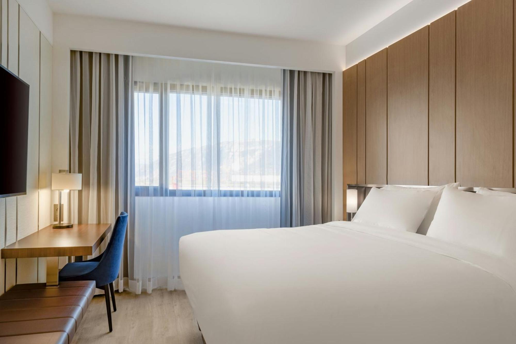 Ac Hotel By Marriott Saint-Julien-En-Genevois Zewnętrze zdjęcie